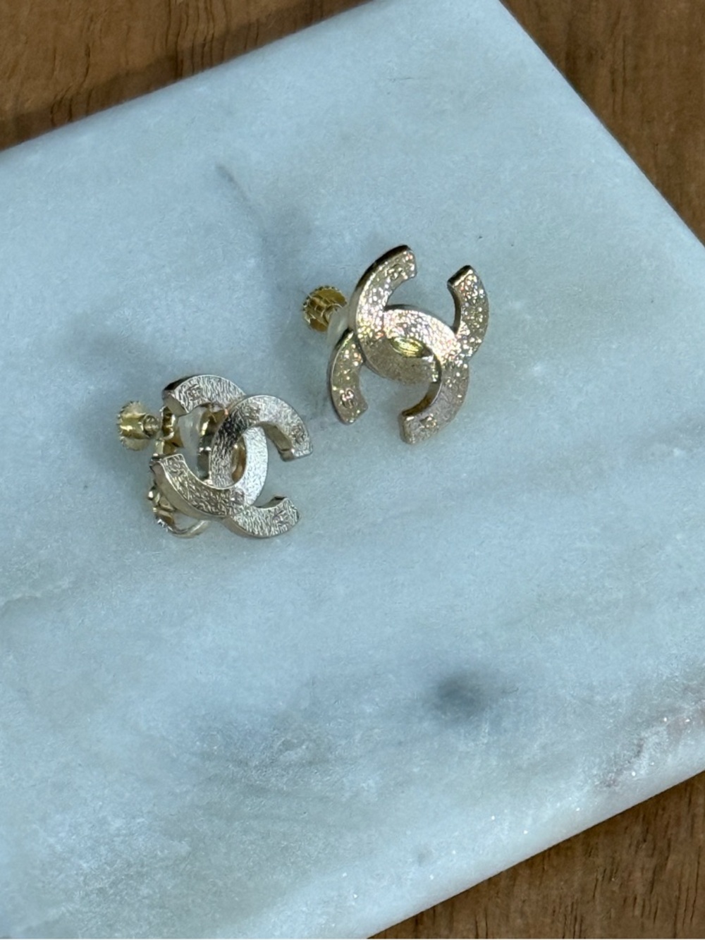 CHANEL button 1” custom Earrings Gold CC repurposed from authentic accessories - Picture 7 of 8